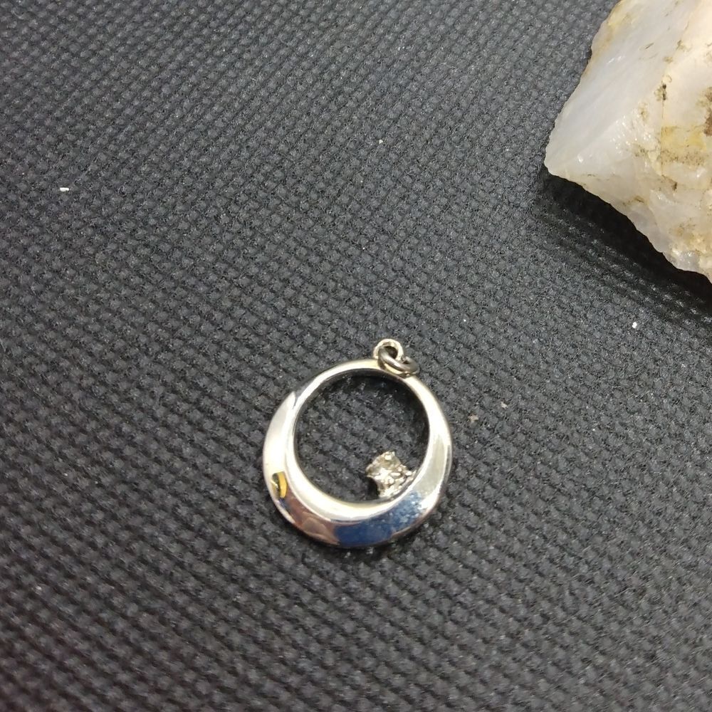 Silver and‎ tiny crystal necklace pendant